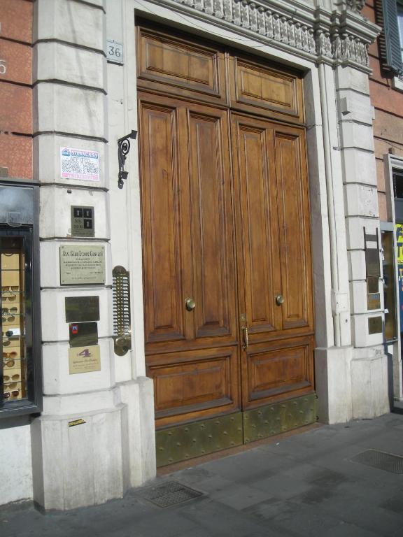 Room 4 Rome B&B Risorgimento ภายนอก รูปภาพ