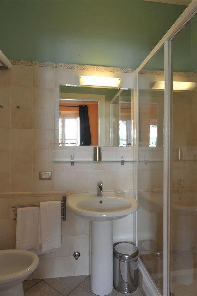 Room 4 Rome B&B Risorgimento ภายนอก รูปภาพ